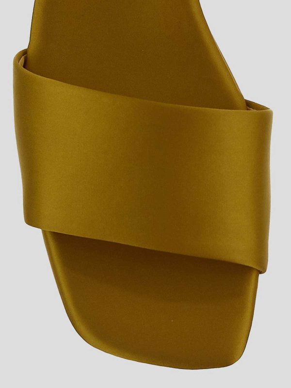 Sandals shop online: JEFFREY CAMPBELL