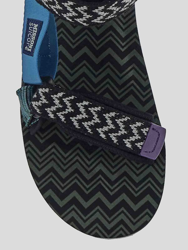 Sandals shop online: Suicoke