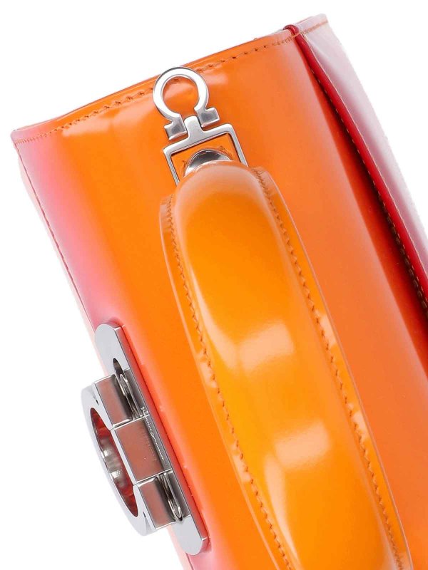 クロスボディバッグ - オレンジ shop online: SALVATORE FERRAGAMO