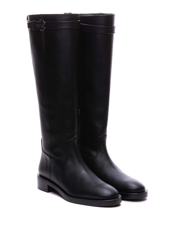 Black maverick boots shop online: Stuart Weitzman