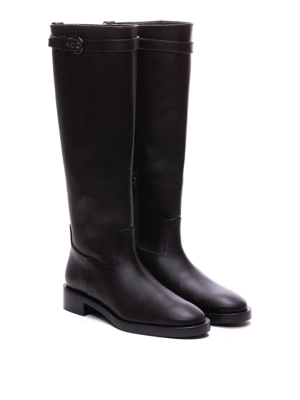 Ebony maverick boots shop online: Stuart Weitzman