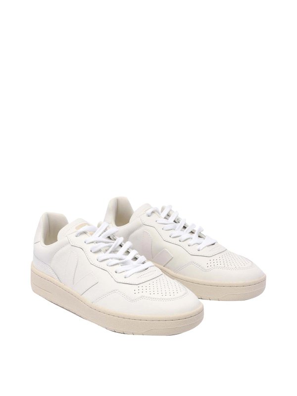 VEJA: trainers online - V-90 sneakers