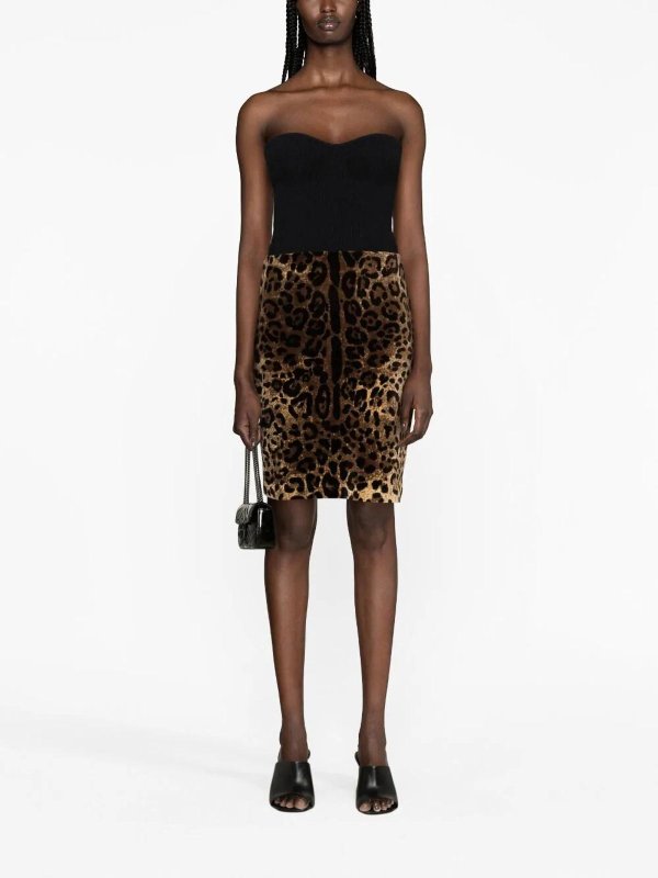 The Best Shops DOLCE & GABBANA: Knee length skirts & Midi - Leo print skirt
