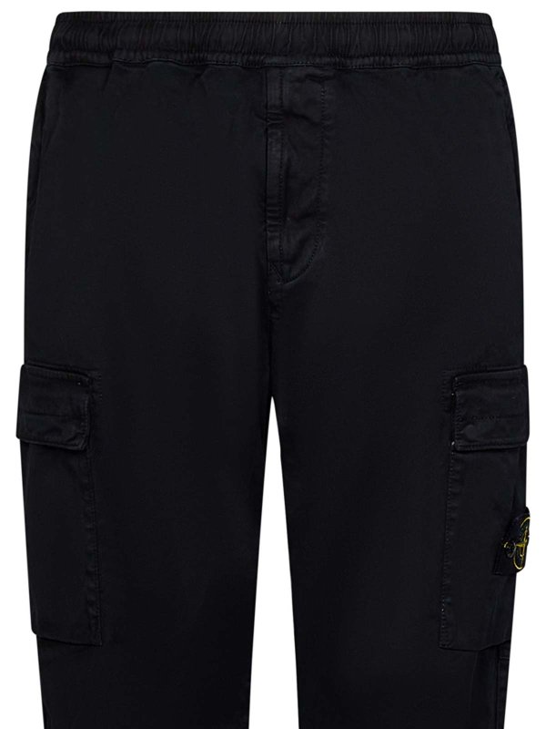 ショートパンツ - 黒 shop online: STONE ISLAND