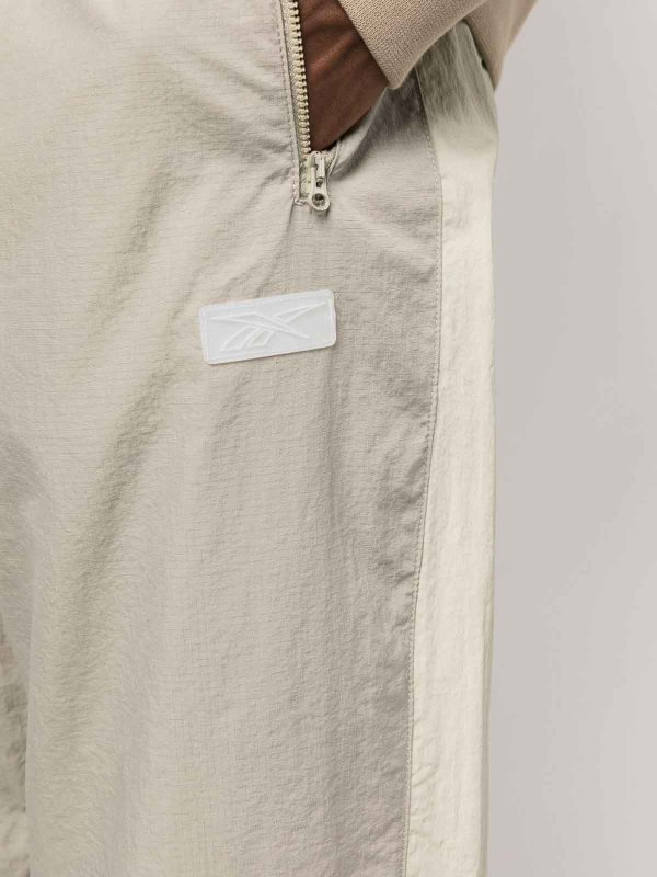 `u vector blocked` track pants shop online: REEBOK
