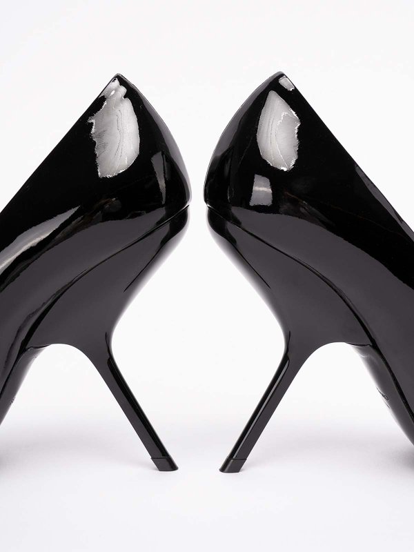 SALVATORE FERRAGAMO buy online パンプス - 黒