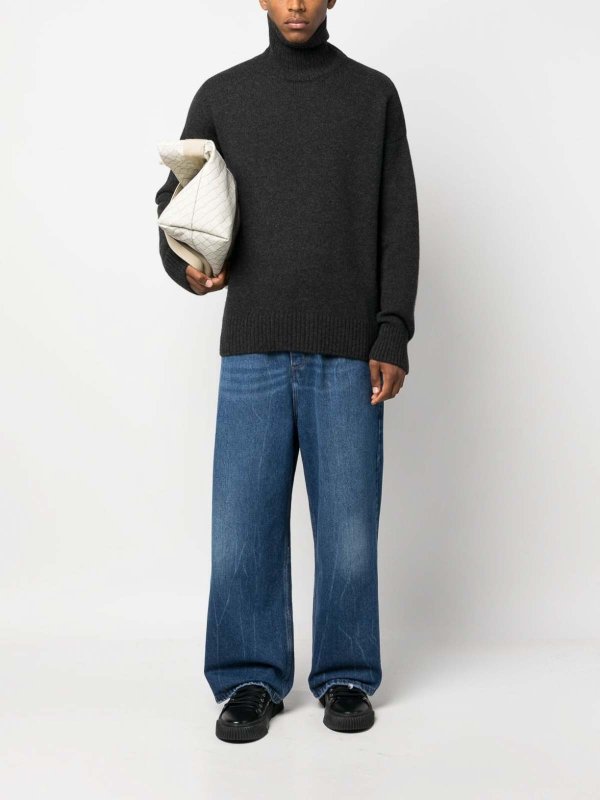 AMI PARIS: bootcut jeans online - logo-patch wide-leg jeans