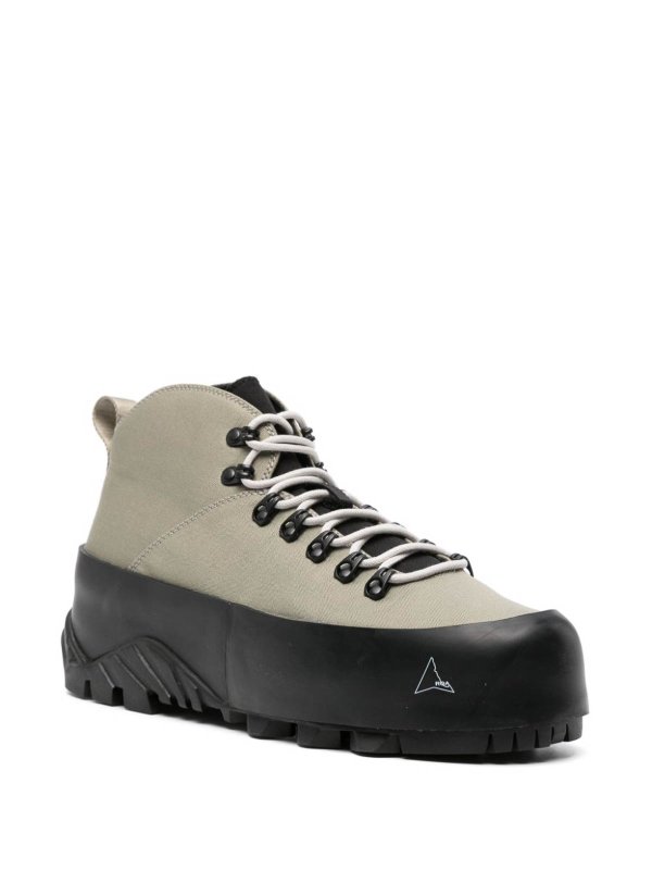Hiking boots shop online: ROA