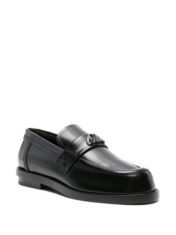 フラットシューズ - 黒 shop online: ALEXANDER MCQUEEN