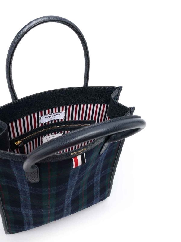 トートバッグ - ダークブルー shop online: THOM BROWNE