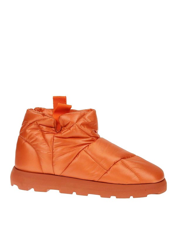 PIUMESTUDIO: boots - Padded  boots