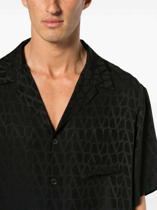VALENTINO GARAVANI: camicie online - Camicia con colletto cubano monogramma nero