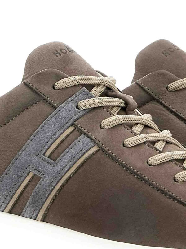 HOGAN: Chaussures de sport online - Baskets - Marron