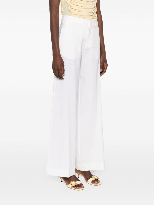 カジュアルパンツ - 白 shop online: P.A.R.O.S.H.