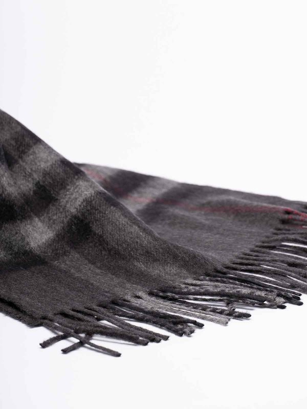 BURBERRY: Bufandas y pañuelos online - Bufanda - Negro