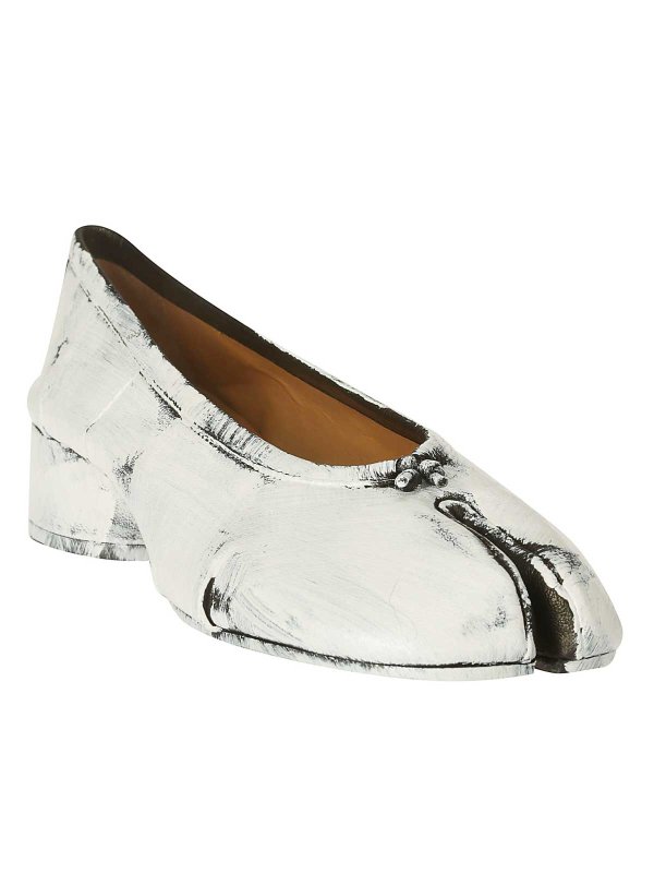 Maison Margiela: flat shoes online - Flat shoes