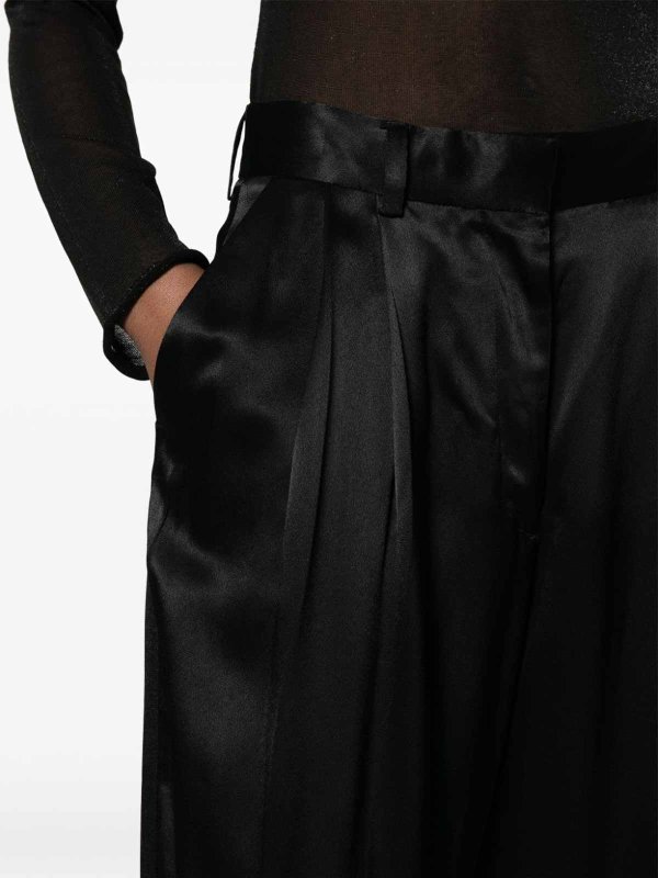 スーツ - 黒 shop online: HOUSE OF DAGMAR