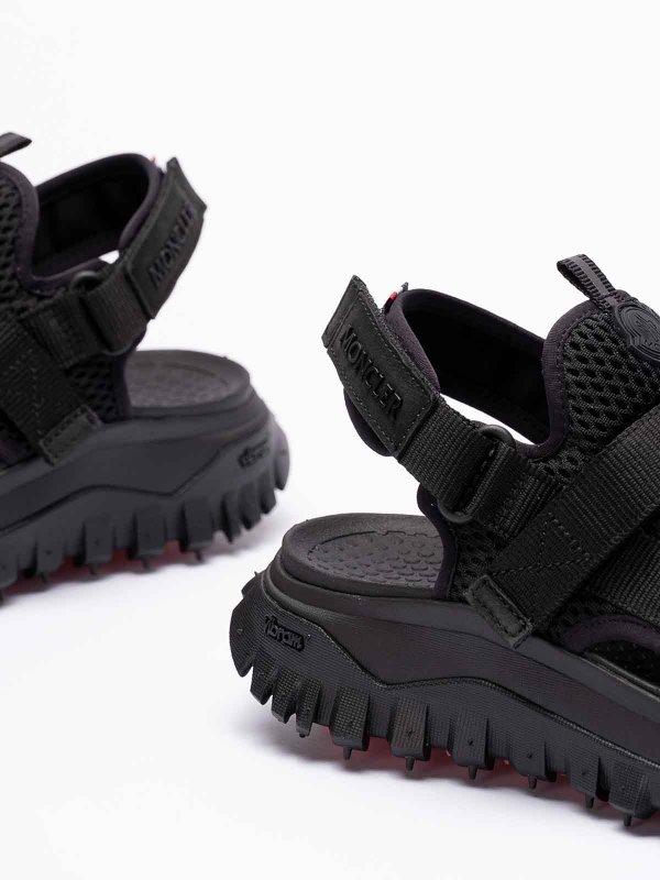 Moncler Trailgrip Vela flip flops - Black - Women