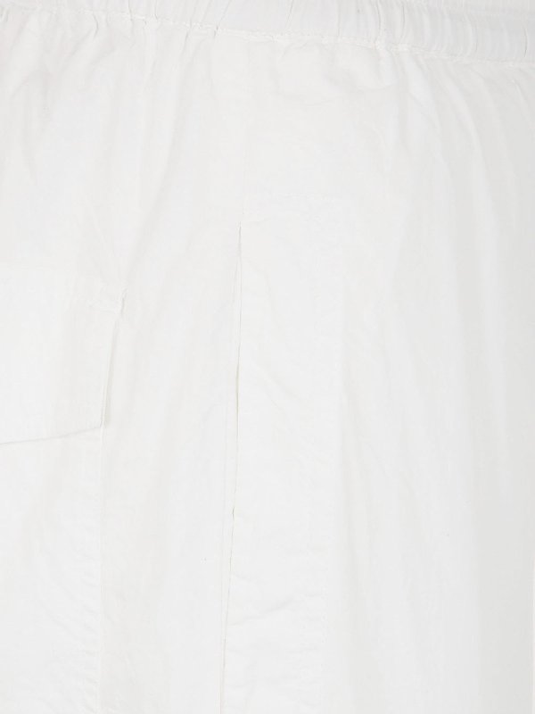 The Best Shops ESSENTIEL ANTWERP: カジュアルトラウザー - カジュアルパンツ - 白