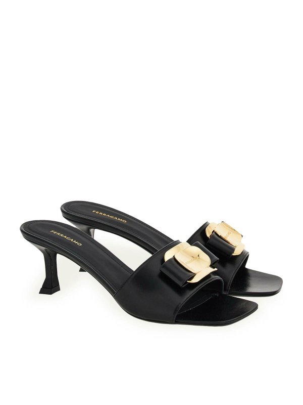 FERRAGAMO: Sandalen online - Sandalen - Schwarz