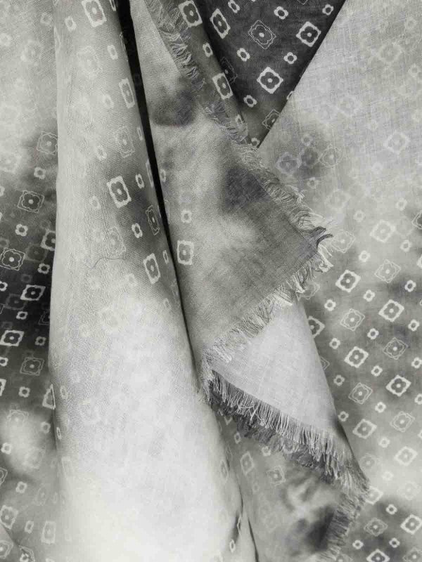 The Best Shops DESTIN: Stoles & Shawls - Briana