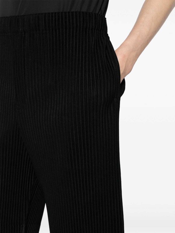 Pleated Shorts shop online: HOMME PLISSÉ ISSEY MIYAKE