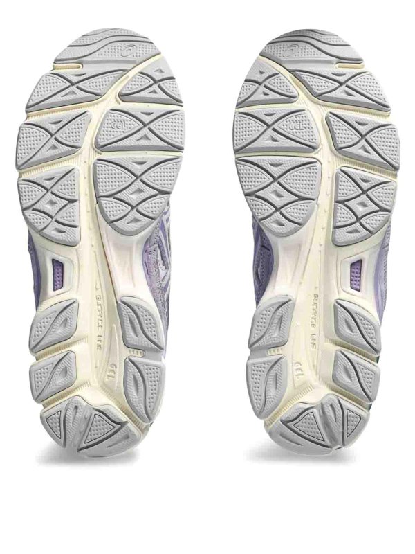 Sneakers shop online: ASICS