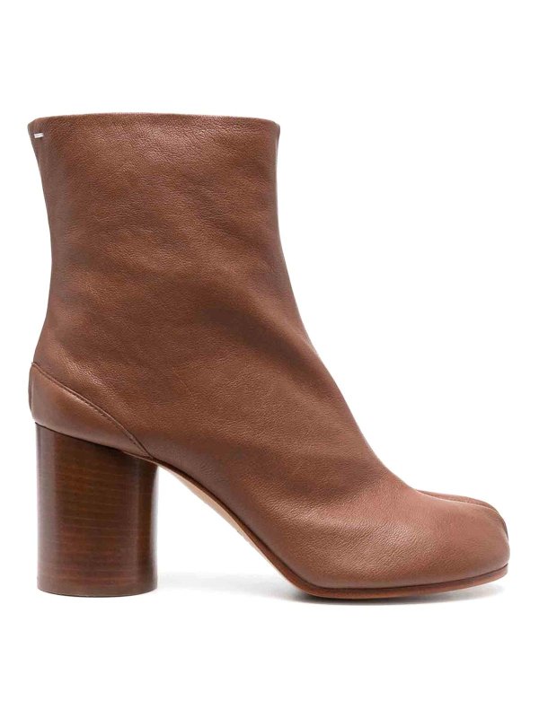 Maison Margiela: ankle boots - Tabi Ankle Boots H80