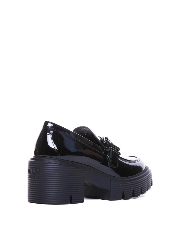 Stuart Weitzman: Loafers & Slippers online - Maverick Loafers