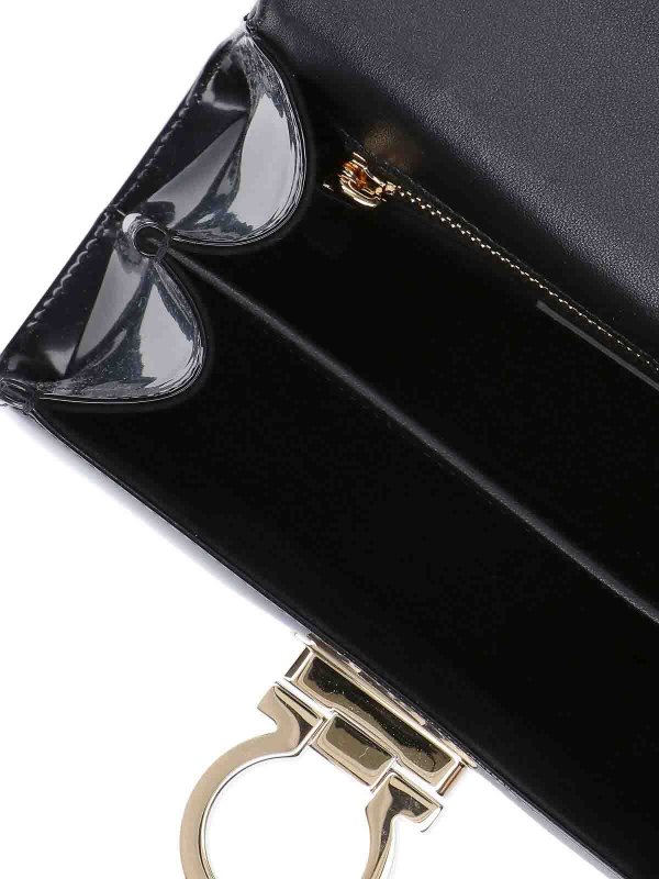 トートバッグ - 黒 shop online: FERRAGAMO