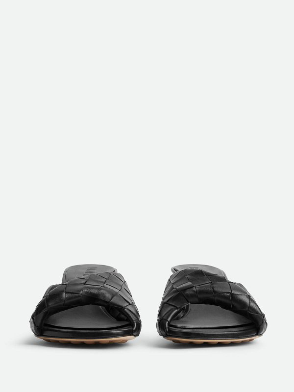 BOTTEGA VENETA: Sandalias online - Sandalias - Negro