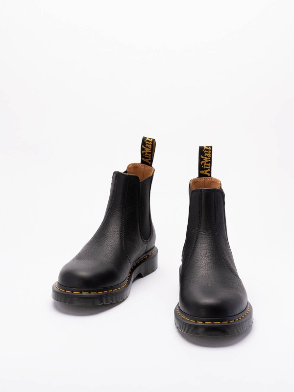 DR. MARTENS: Loafers & Slippers online - 2976 Loafers