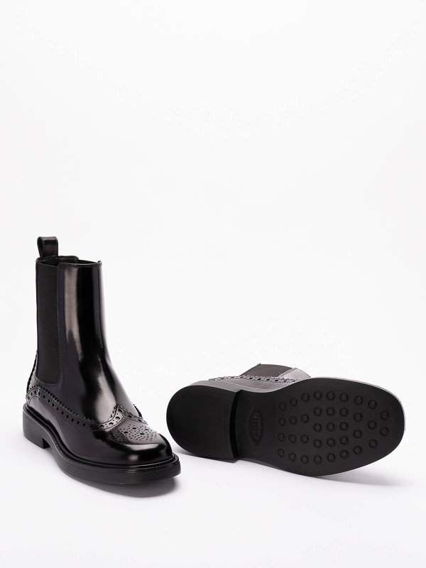 アンクルブーツ - 黒 shop online: TOD