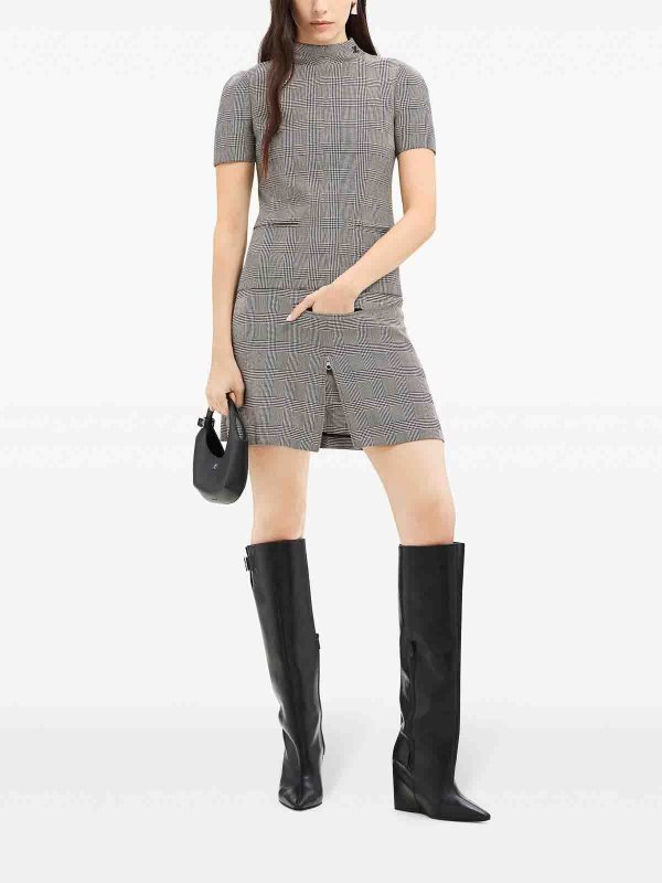 Courreges: T-shirts online - T-Shirt - Braun