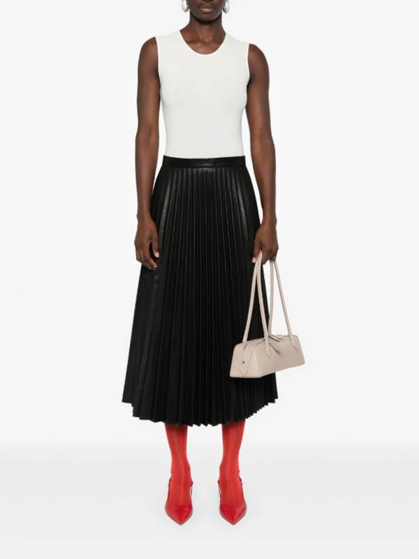 Maison Margiela: トップス＆タンクトップ online - トップ/タンクトップ - クリーム