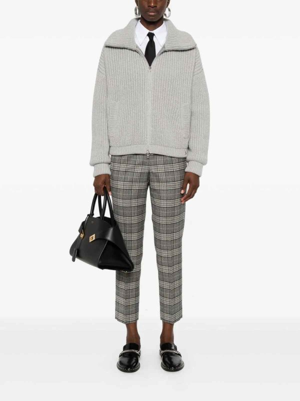 The Best Shops PESERICO: Pantalons casual - Pantalons Décontractés - Noir