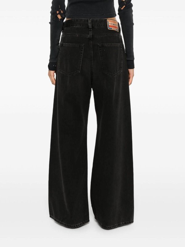 ストレートジーンズ - 黒 shop online: DIESEL