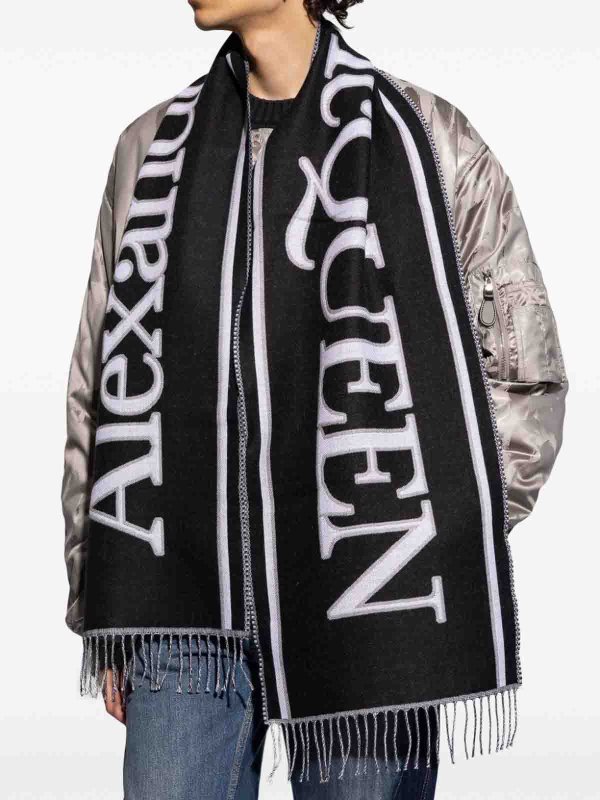 ALEXANDER MCQUEEN: sciarpe e foulard online - Sciarpa in lana