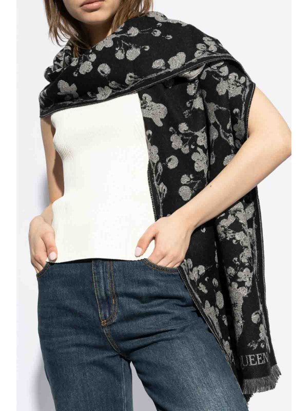 ALEXANDER MCQUEEN: sciarpe e foulard online - Sciarpa in lana