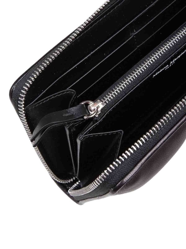 The Best Shops Maison Margiela: wallets & purses - Black Quilted Leather Wallet