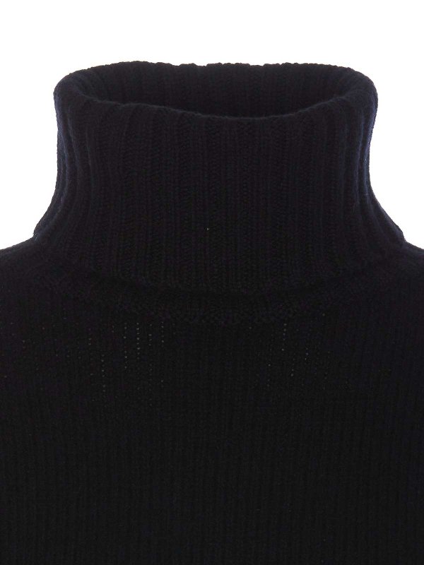 Black Turtleneck Sweater shop online: ALLUDE