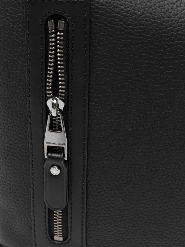 Rucksack - Schwarz shop online: MICHAEL KORS