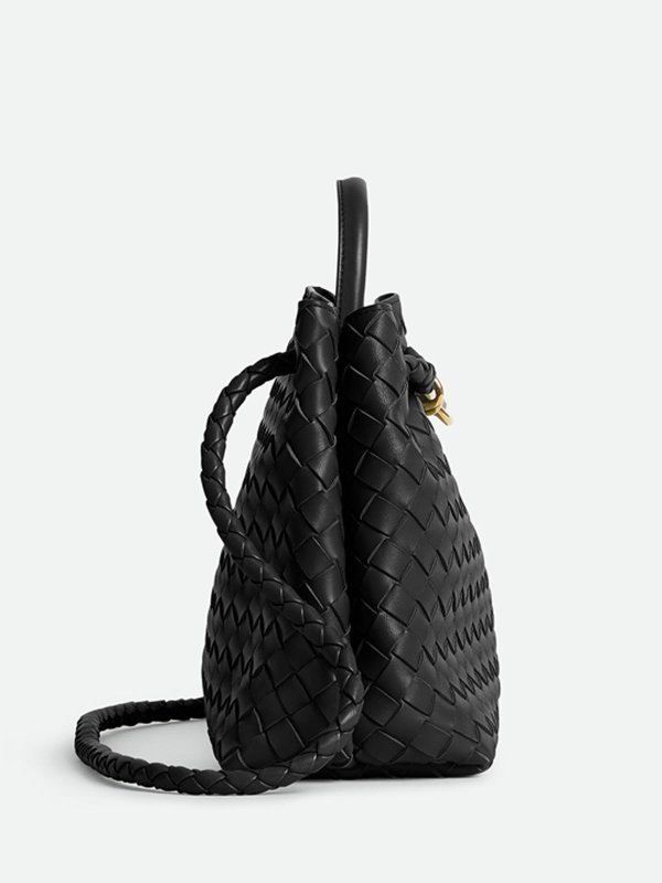 The Best Shops BOTTEGA VENETA: totes bags - `Medium Andiamo`