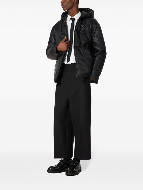 ダウンジャケット - 黒 shop online: VALENTINO GARAVANI