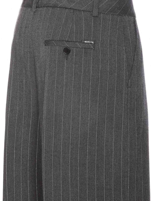 The Best Shops Liu Jo: pantaloni shorts - Pantaloni a righe svasati