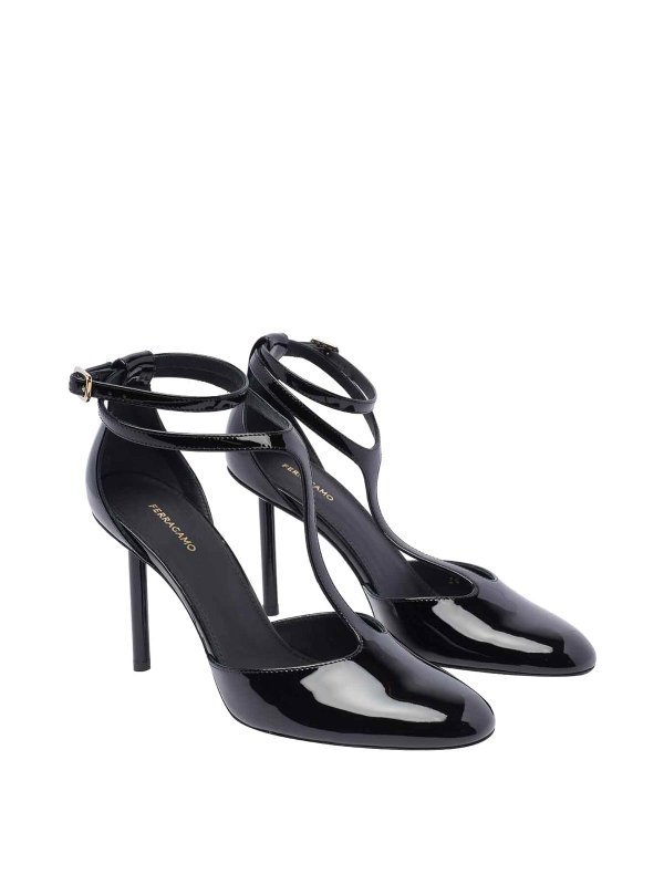 SALVATORE FERRAGAMO: パンプス online - パンプス - 黒