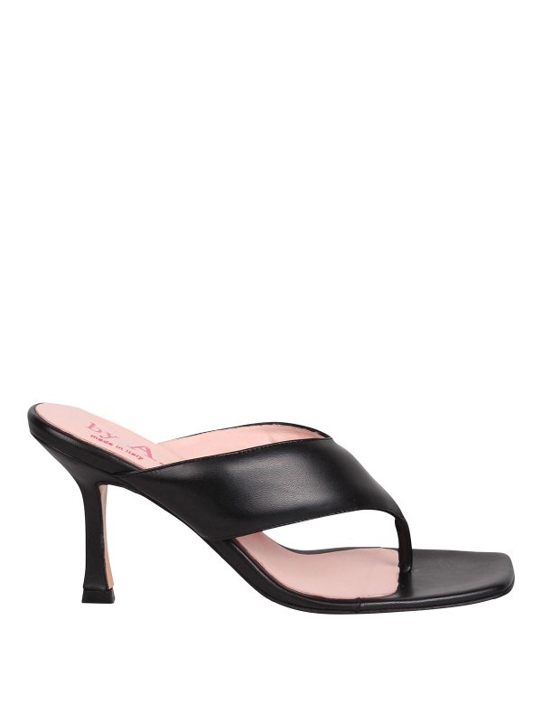Anna F.: flip flops - Heeled Flip Flops