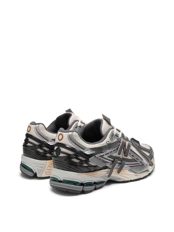 The Best Shops NEW BALANCE: クラシックシューズ - 銀