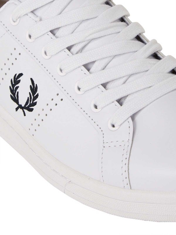 The Best Shops FRED PERRY: スニーカー - スニーカー - 白