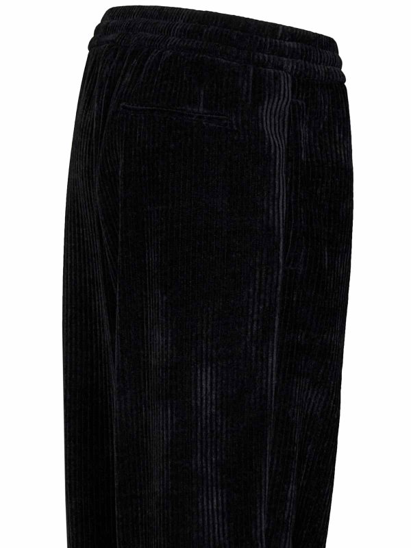 The Best Shops EMPORIO ARMANI: トラウザーショーツ - ショートパンツ - 黒